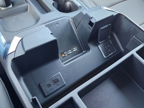 New 2026 GMC Sierra 1500 SLT w/ SLT Premium Plus Package image 34