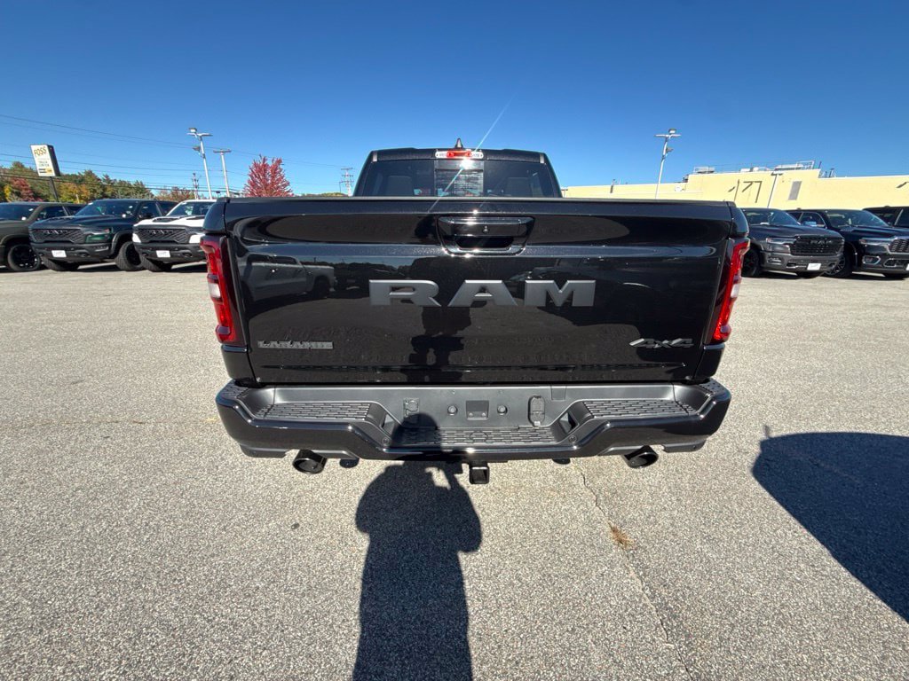 New 2027 RAM 1500 Laramie AWD/4WD image 4