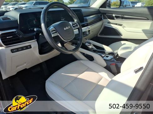 Used 2025 Kia Telluride S image 4