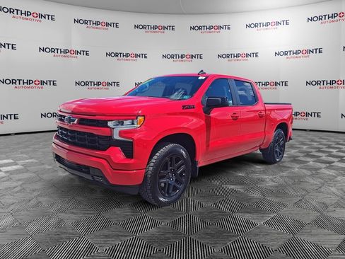 Used 2023 Chevrolet Silverado 1500 RST AWD/4WD image 2