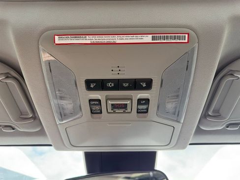 Used 2019 Toyota RAV4 XLE w/ Convenience Package image 18