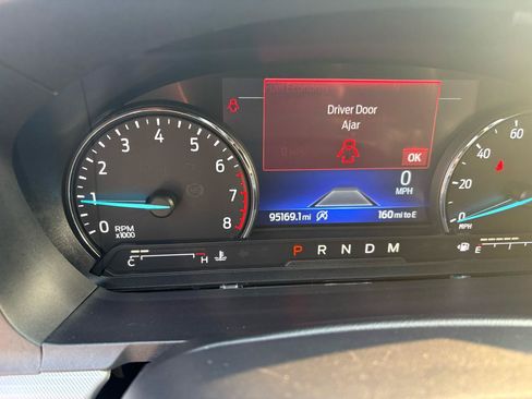 Used 2020 Ford Explorer XLT w/ Equipment Group 202A AWD/4WD image 16