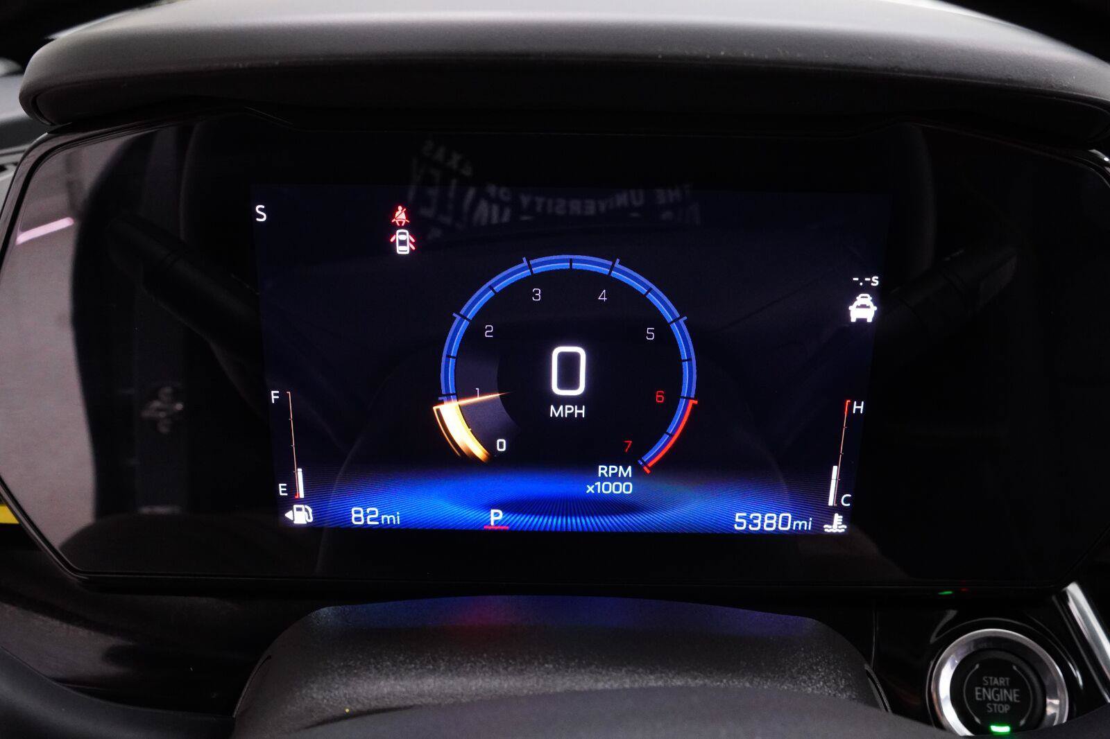 Used 2025 Chevrolet Trax ACTIV w/ Sunroof Package FWD image 13