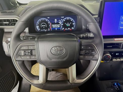 New 2026 Toyota 4Runner TRD Sport Premium AWD/4WD image 12