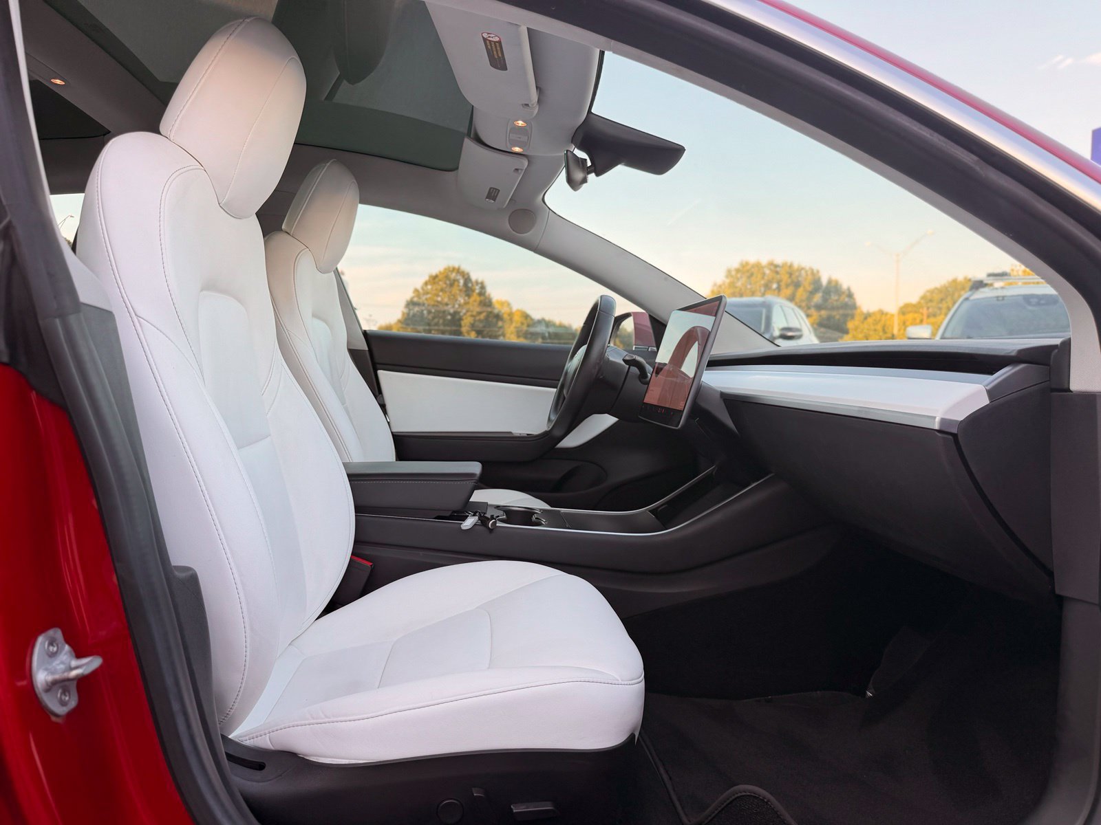 Used 2018 Tesla Model 3 Long Range AWD/4WD image 28