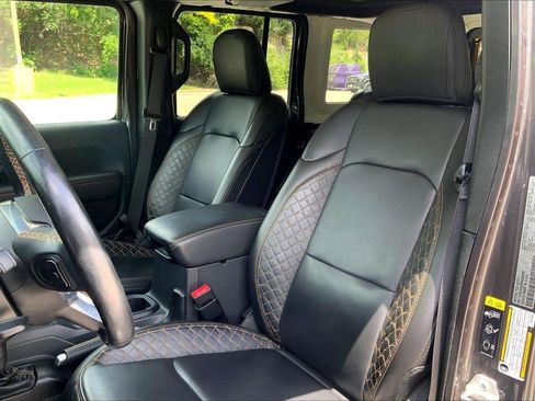 Used 2021 Jeep Wrangler Unlimited Sahara AWD/4WD image 23