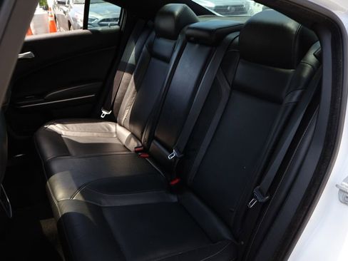 Used 2020 Dodge Charger SXT w/ Leather Interior Group RWD image 19