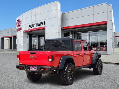 Used 2022 Jeep Gladiator Mojave w/ Trailer Tow Package AWD/4WD image 5