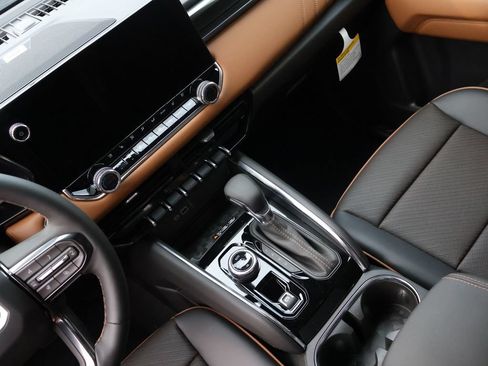 New 2026 GMC Canyon AT4 w/ Technology Plus Package AWD/4WD image 26