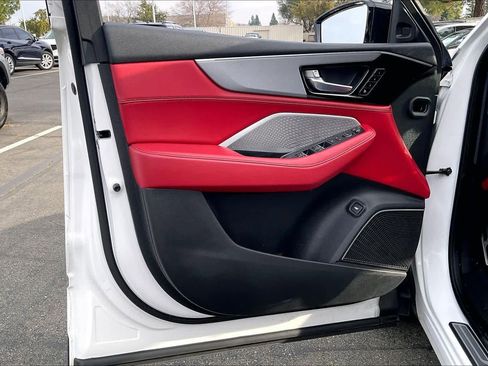 Used 2023 Acura MDX A-Spec image 25