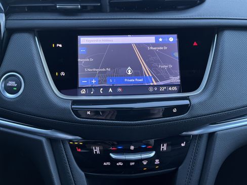 Used 2025 Cadillac XT5 Premium Luxury image 30