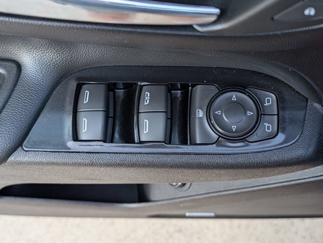 Certified 2024 Chevrolet Equinox Premier FWD image 18