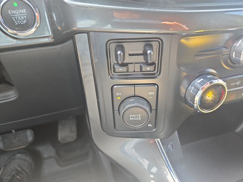 Certified 2022 Ford F150 XLT w/ Equipment Group 302A High image 28