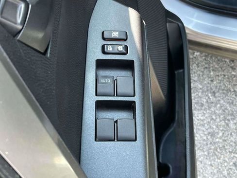 Used 2018 Toyota RAV4 LE w/ All Weather Liner Package AWD/4WD image 17