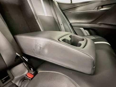 Used 2025 Toyota Camry SE w/ Convenience Package FWD image 40