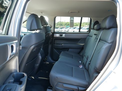 Used 2024 Hyundai Santa Fe SEL AWD/4WD image 16