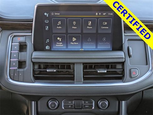 Used 2023 Chevrolet Suburban Premier image 17