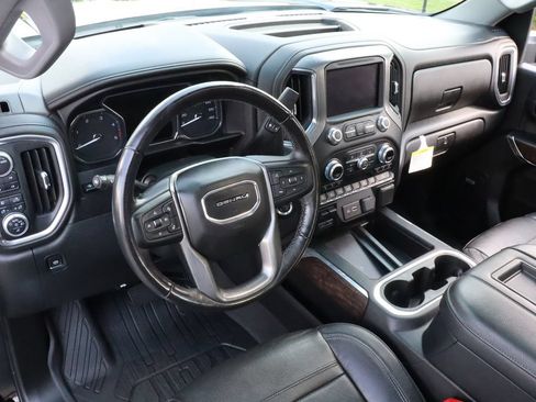 Used 2020 GMC Sierra 2500 Denali w/ Denali Ultimate Package AWD/4WD image 14