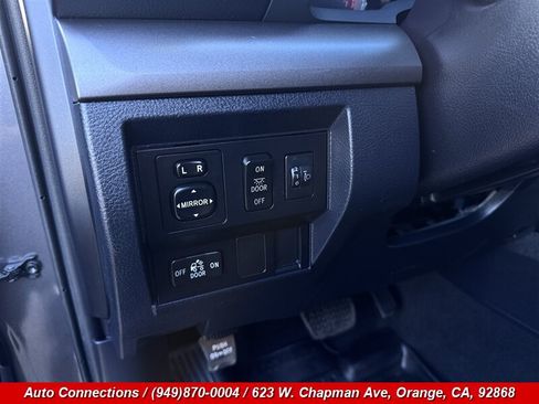 Used 2016 Toyota Tundra SR5 w/ SR5 Upgrade Package RWD image 20