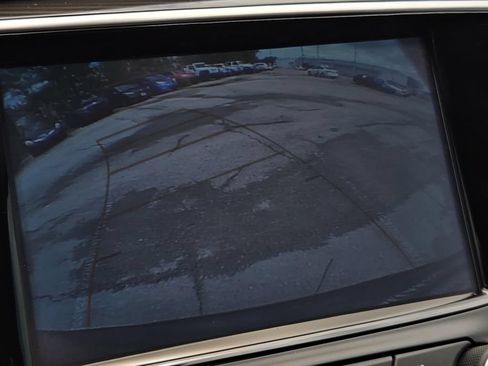 Used 2020 Buick Envision Essence FWD image 20