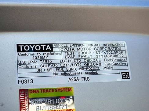 Used 2025 Toyota RAV4 LE image 33