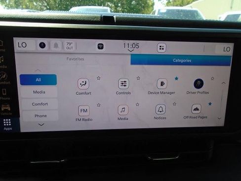 Used 2026 Jeep Gladiator Mojave AWD/4WD image 15