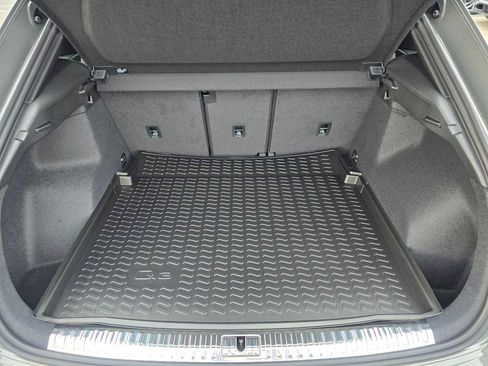 New 2025 Audi Q3 2.0T Premium image 16