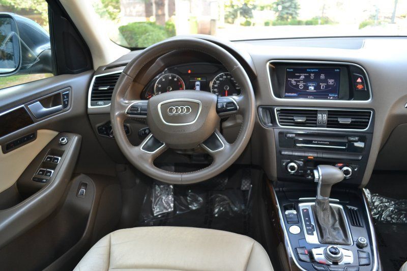 Used 2014 Audi Q5 2.0T Premium Plus w/ Premium Plus Package AWD/4WD image 19