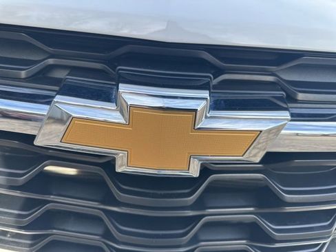 Used 2024 Chevrolet Trax LT w/ Driver Confidence Package image 10