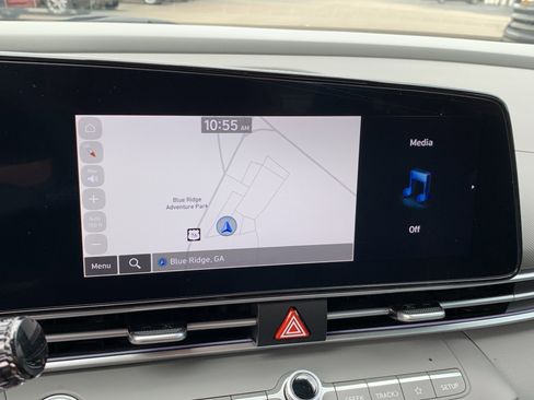 Used 2024 Hyundai Elantra SEL FWD image 20