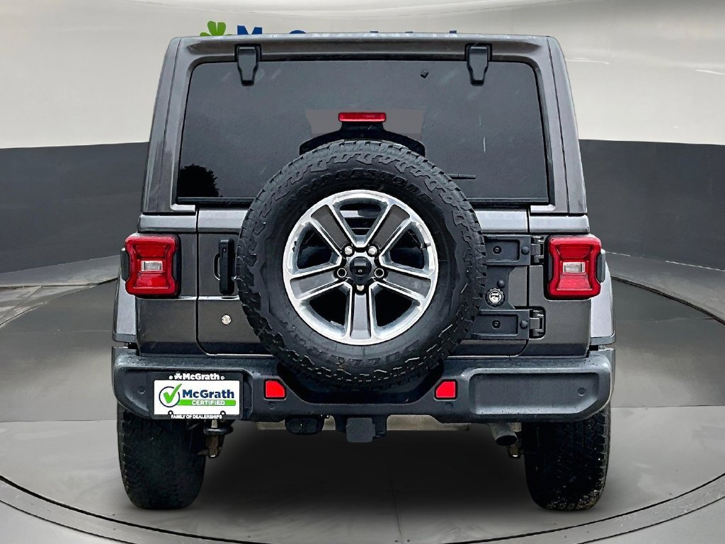 Used 2018 Jeep Wrangler Unlimited Sahara w/ Safety Group AWD/4WD image 6