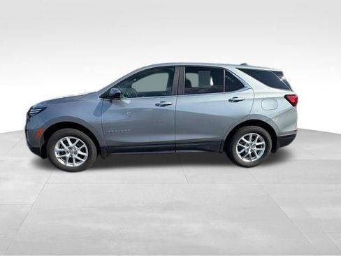 Used 2024 Chevrolet Equinox LT AWD/4WD image 3