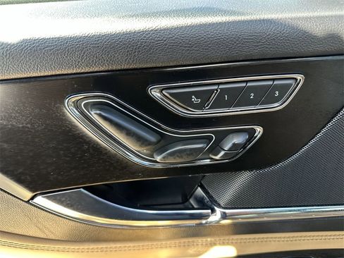 Used 2023 Lincoln Corsair Reserve w/ Equipment Group 202A image 12