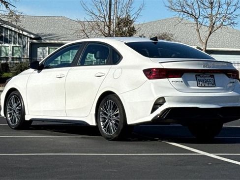 Certified 2023 Kia Forte GT-Line image 8