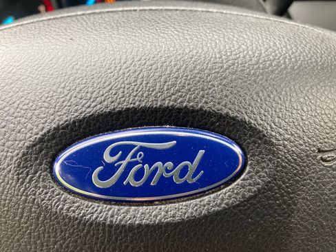 Used 2019 Ford Escape SE AWD/4WD image 29