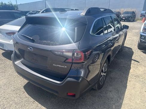 Used 2024 Subaru Outback Premium AWD/4WD image 7