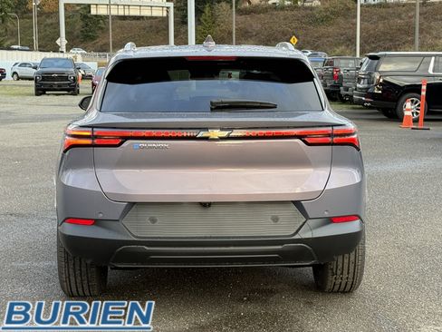 New 2026 Chevrolet Equinox EV LT image 4