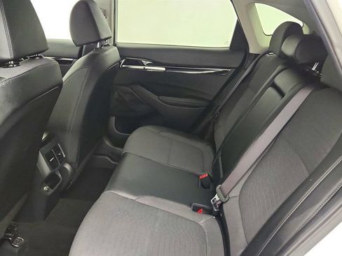 Used 2023 Kia Seltos S AWD/4WD image 19