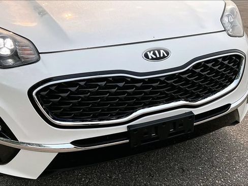 Used 2022 Kia Sportage EX AWD/4WD image 30