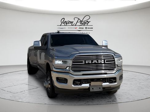 Used 2024 RAM 3500 Laramie AWD/4WD image 9