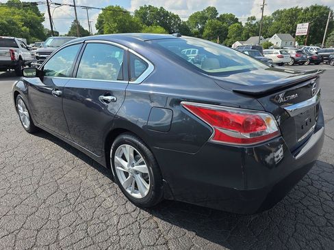 Used 2015 Nissan Altima 2.5 SV FWD image 20