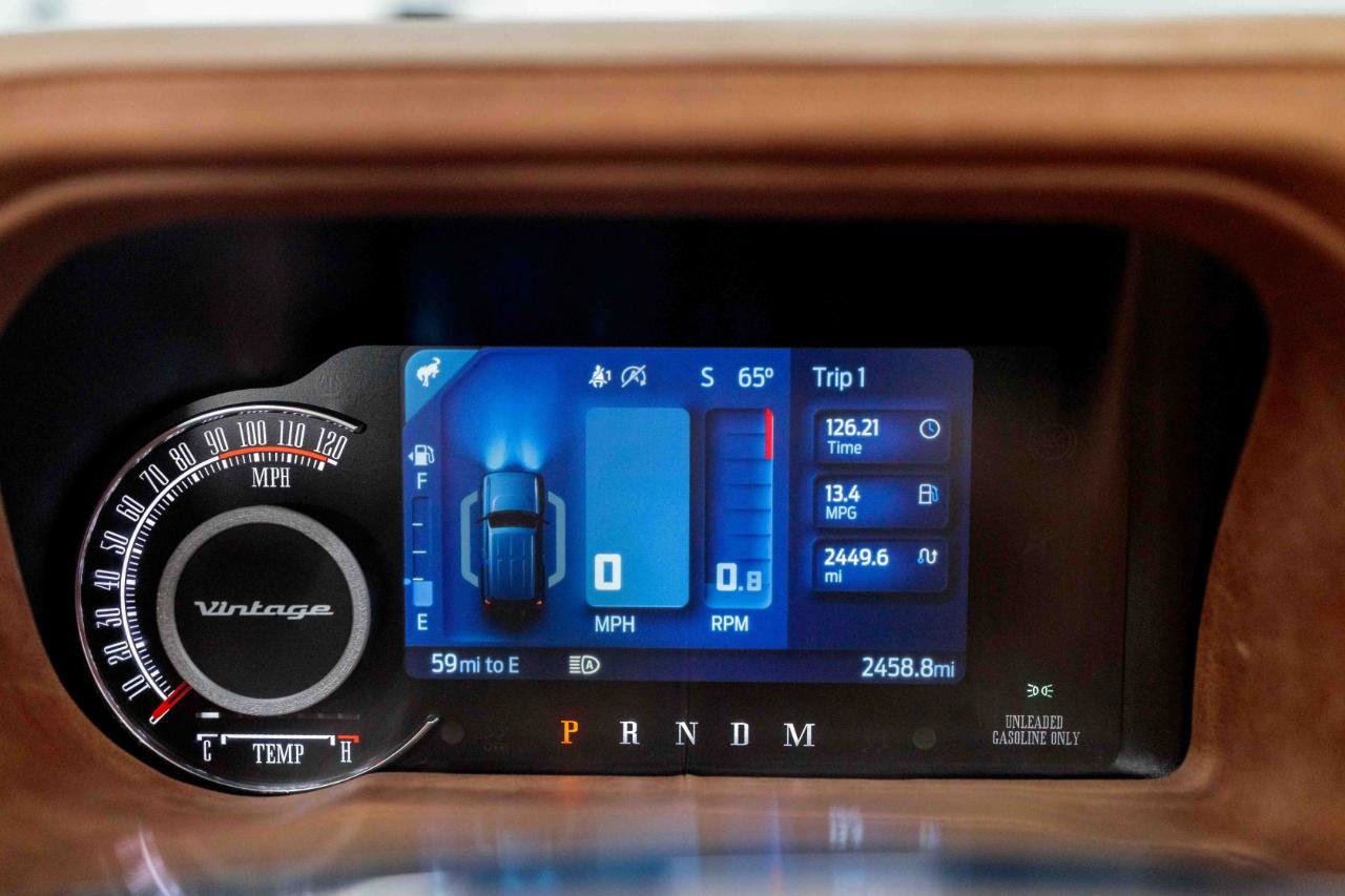 Used 2024 Ford Bronco Black Diamond AWD/4WD image 49
