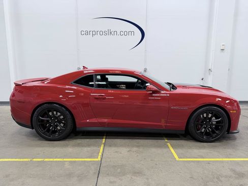 Used 2013 Chevrolet Camaro ZL1 RWD image 8