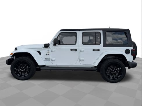 Used 2023 Jeep Wrangler Unlimited Sahara w/ Cold Weather Group AWD/4WD image 2