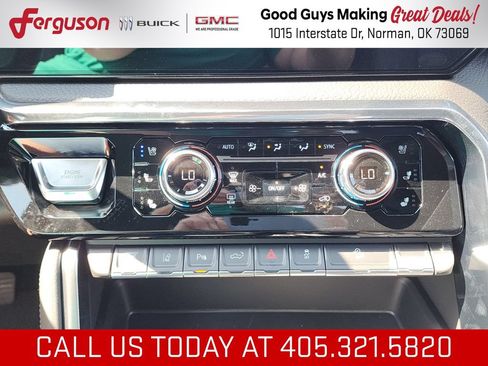 New 2026 GMC Sierra 2500 Denali w/ Denali Reserve Package AWD/4WD image 32