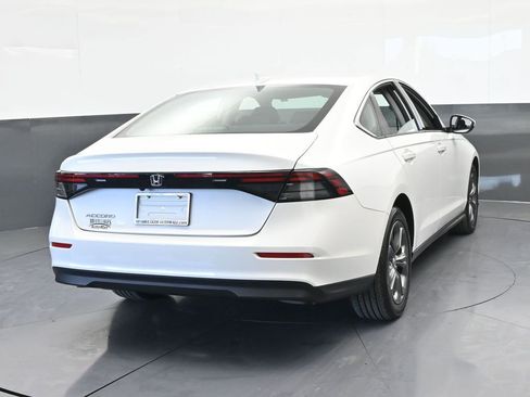 Used 2023 Honda Accord EX image 5