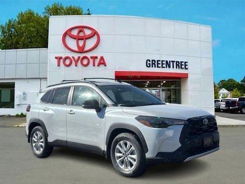 New 2026 Toyota Corolla Cross LE image 1