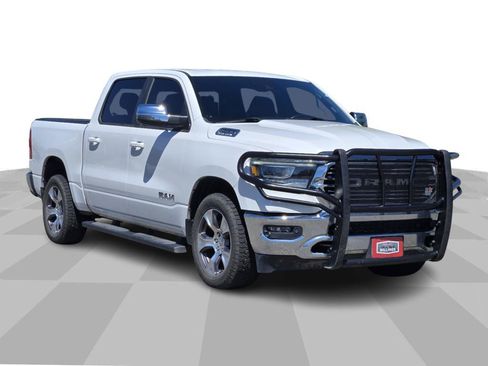 Used 2023 RAM 1500 Laramie AWD/4WD image 1