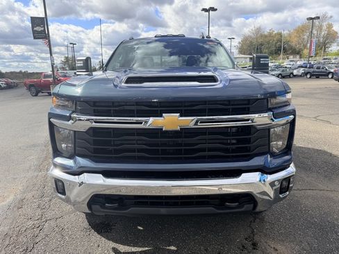 New 2026 Chevrolet Silverado 3500 LT w/ All Star Edition image 2