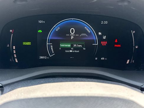 Used 2025 Toyota Camry SE w/ Convenience Package FWD image 26